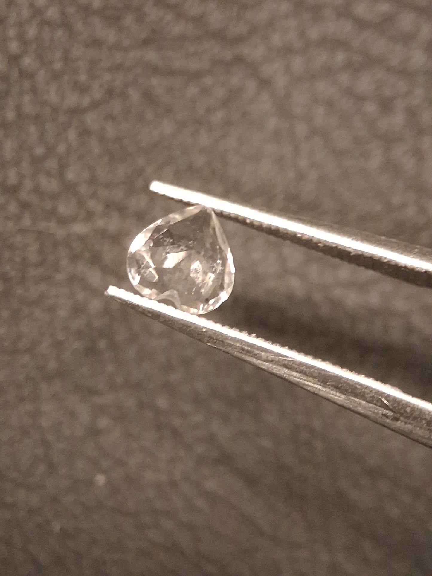 Natural Very light pink Morganite - 0.425 ct - heart - unheated