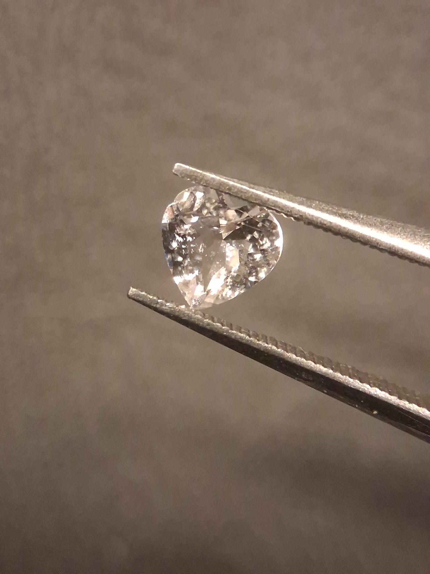 Natural Very light pink Morganite - 0.435 ct - heart - unheated