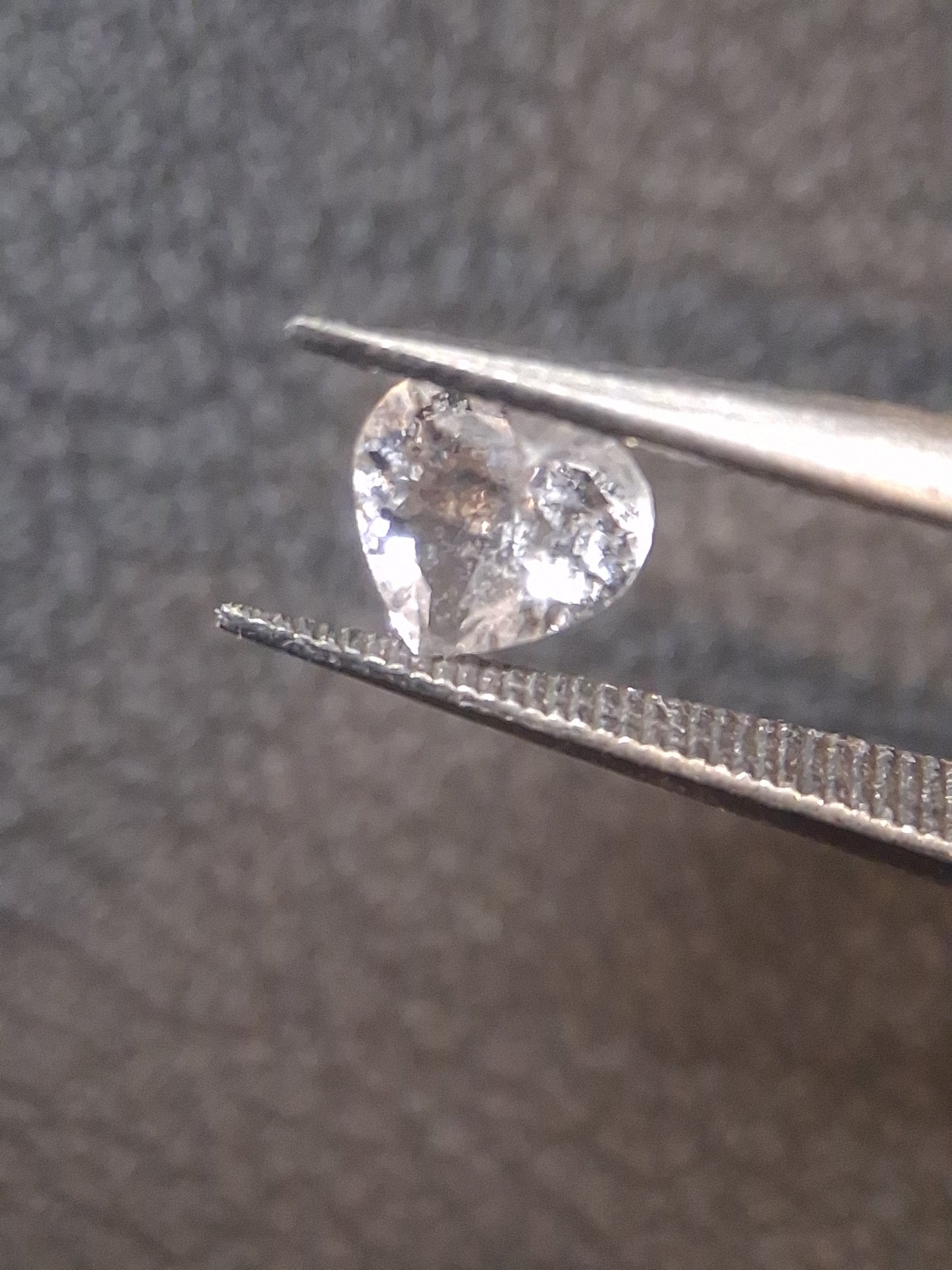Natural Very light pink Morganite - 0.461 ct - heart - unheated