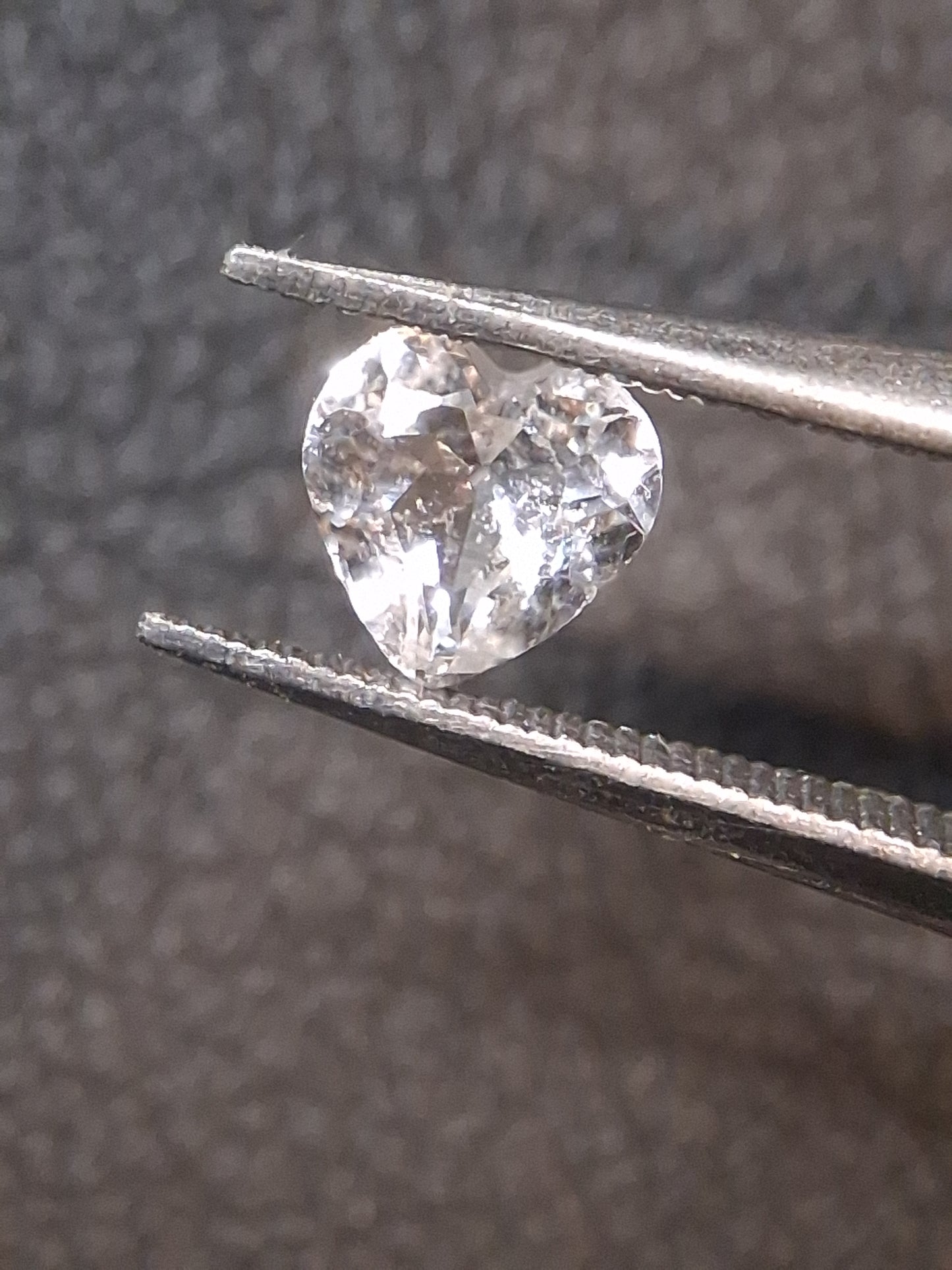 Natural Very light pink Morganite - 0.427 ct - heart - unheated