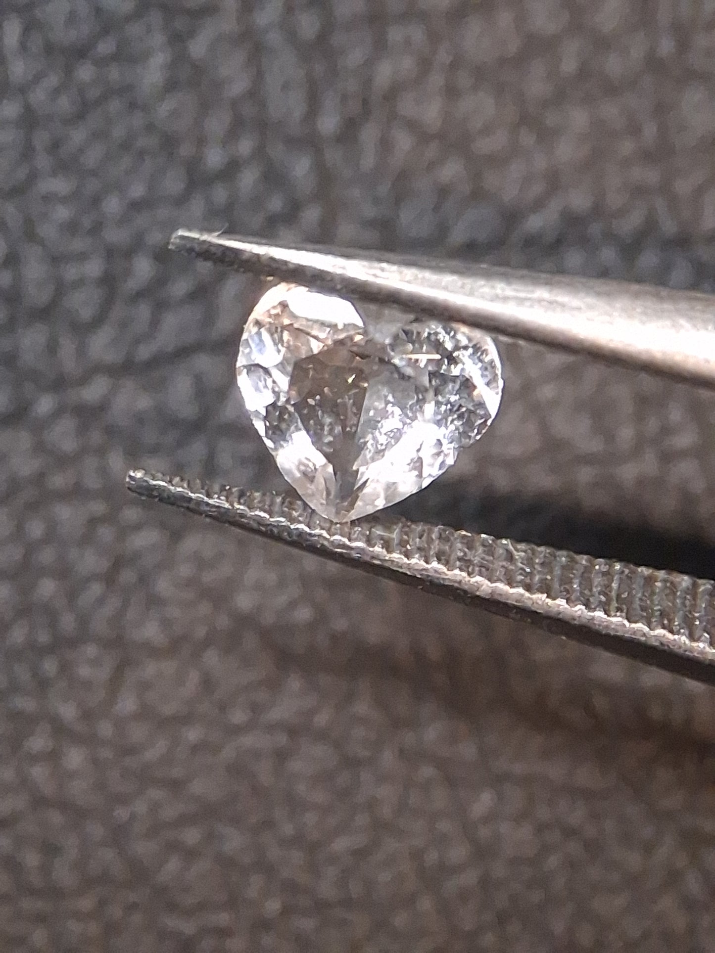 Natural Very light pink Morganite - 0.427 ct - heart - unheated