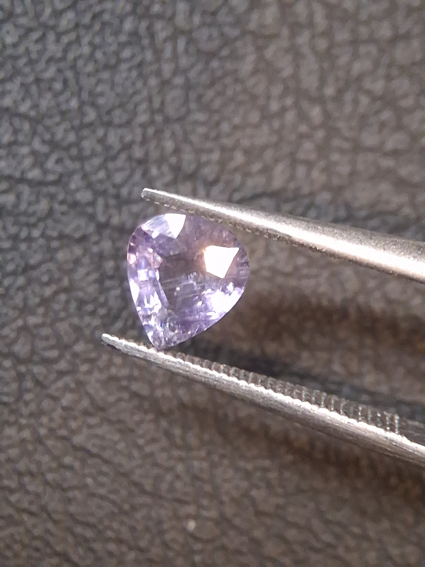 Natural Lavender Purple Sapphire – 0.715 ct – Pear Cut – Ceylon (Sri Lanka)