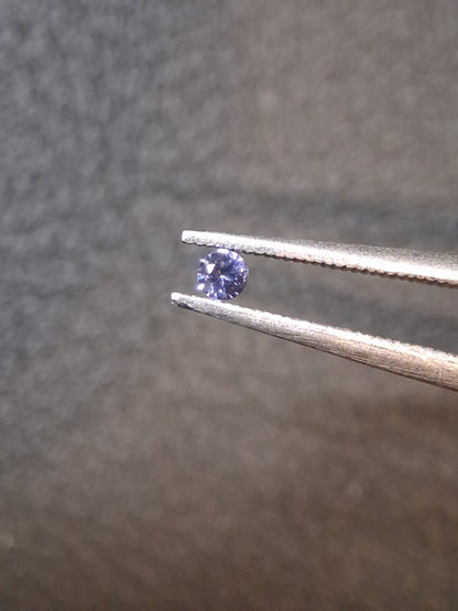 natural tanzanite - round - 2mm - violet blue - Tanzania
