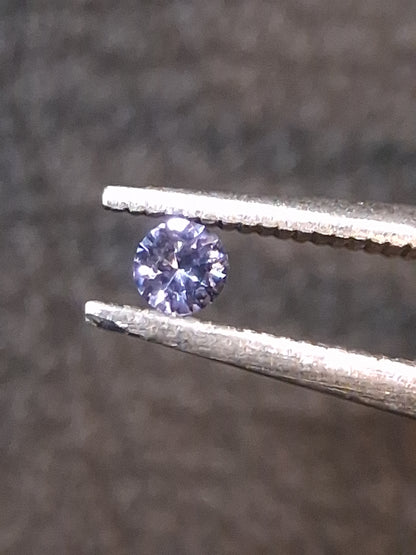 natural tanzanite - round - 2mm - violet blue - Tanzania
