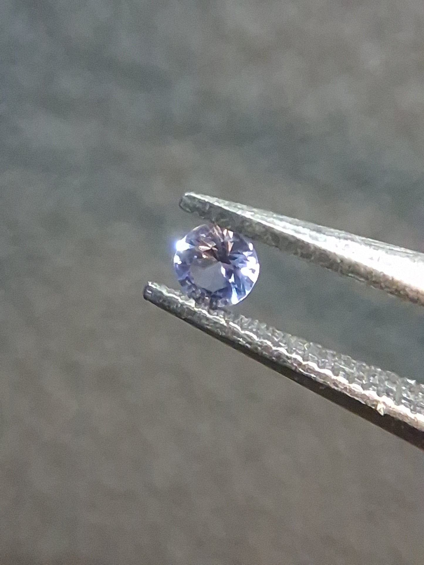 Natural Tanzanite Round Brilliant Cut 0.031 ct – 2.0 mm | Gently Heated | Tanzania