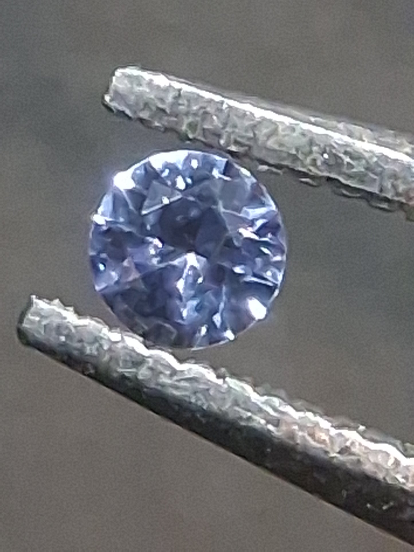 Natural Tanzanite Round Brilliant Cut 0.031 ct – 2.0 mm | Gently Heated | Tanzania