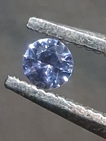 Natural Tanzanite Round Brilliant Cut 0.031 ct – 2.0 mm | Gently Heated | Tanzania