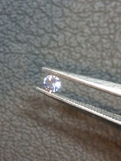 Natural Tanzanite Round Brilliant Cut 0.036 ct – 2.0 mm | Gently Heated