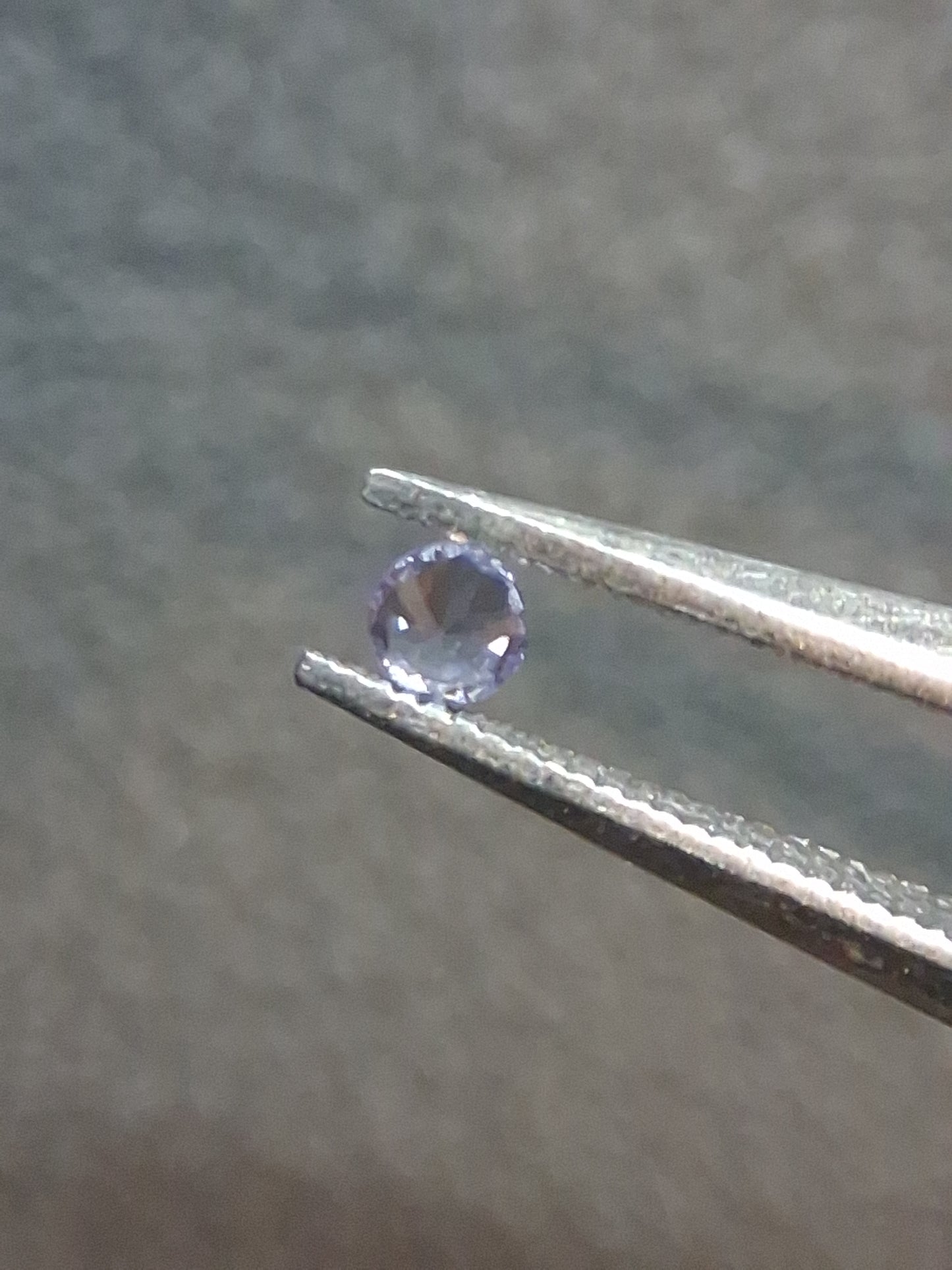 Tanzanite naturelle 0,032 ct Taille Brillant Rond 2,0 mm | Chauffée | Tanzanie