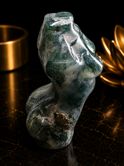 Natural Agate - Handharved Torso - 8 cm high - Grey and green moss agate lady torso (Copy)