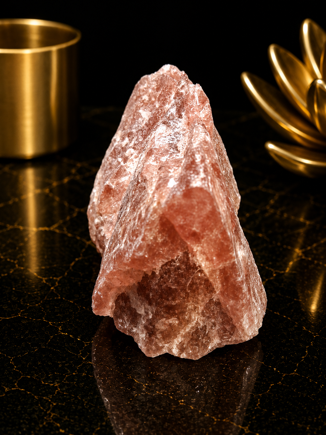 Natural Rough Strawberry Quartz Crystal – 5 x 3 cm – Collector & Display Stone