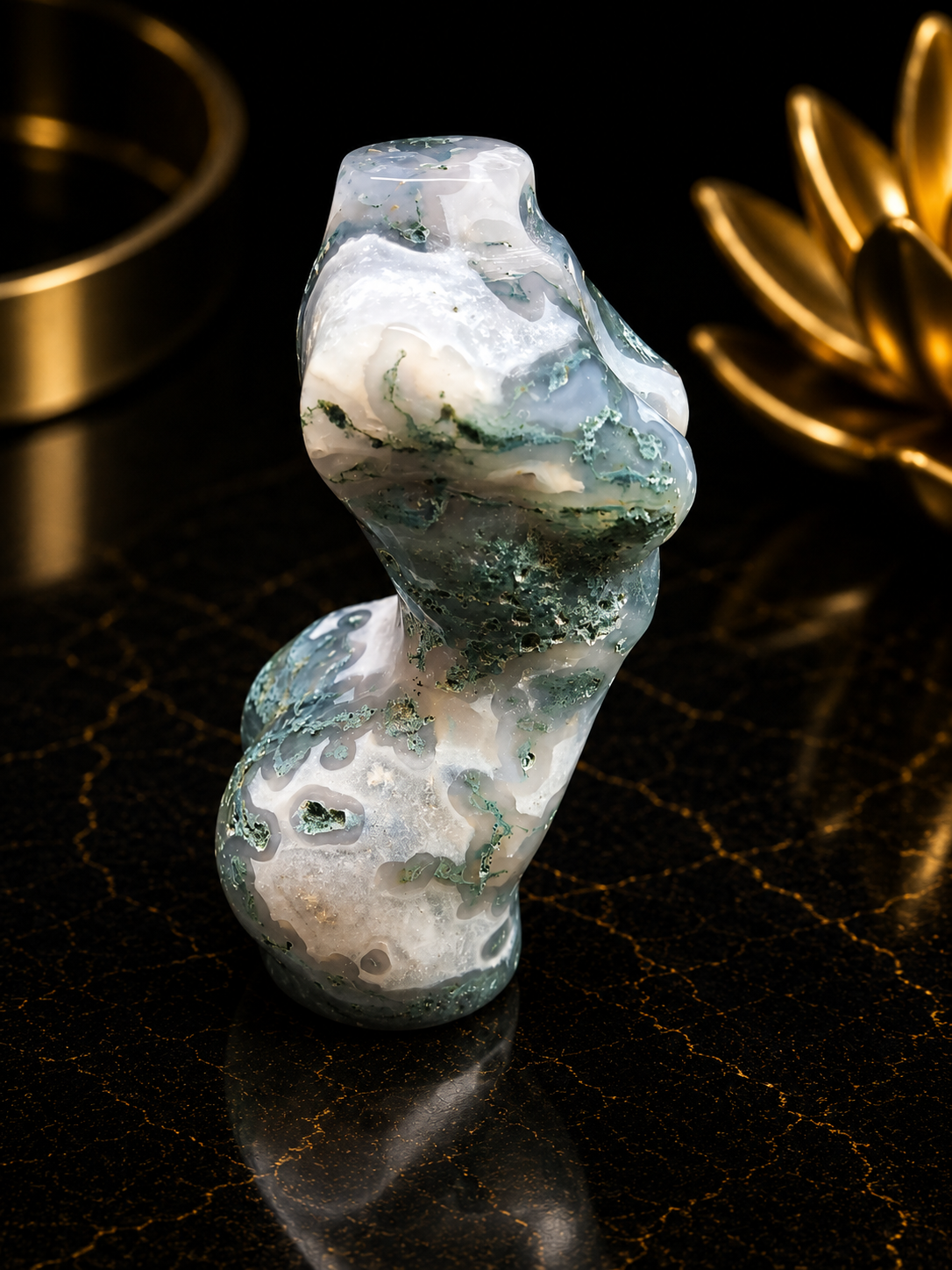Natural Agate - Handharved Torso - 8 cm high - moss agate lady torso - nice pattern