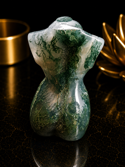 Natural Agate - Handharved Torso - 8 cm high - Grey and green moss agate lady torso (Copy)