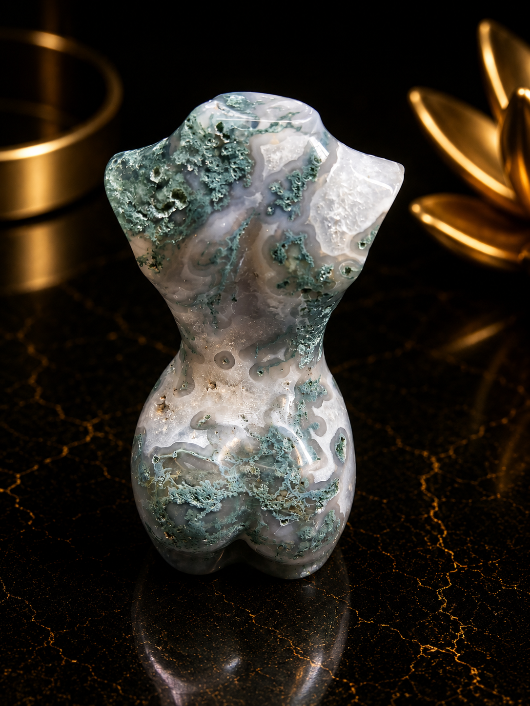 Natural Agate - Handharved Torso - 8 cm high - moss agate lady torso - nice pattern