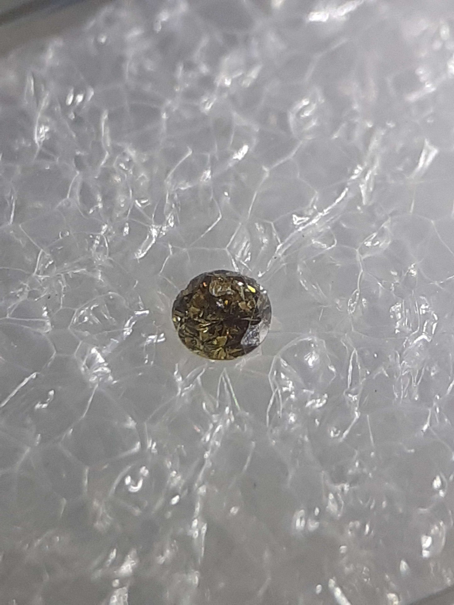 Certified Natural Diamond - Round Brilliant - 0.03ct - I2 - Natural Fancy Intense Brownish Yellow - sealed All Diamonds Gemstones - Faceted Diamonds Natural Gems Belgium