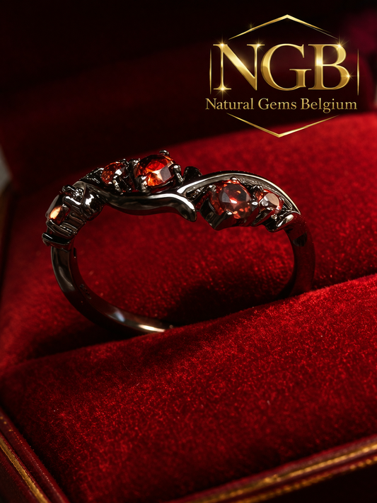 925 silver ring - black plated - natural garnet - limited edition NGB - Natural Gems Belgium