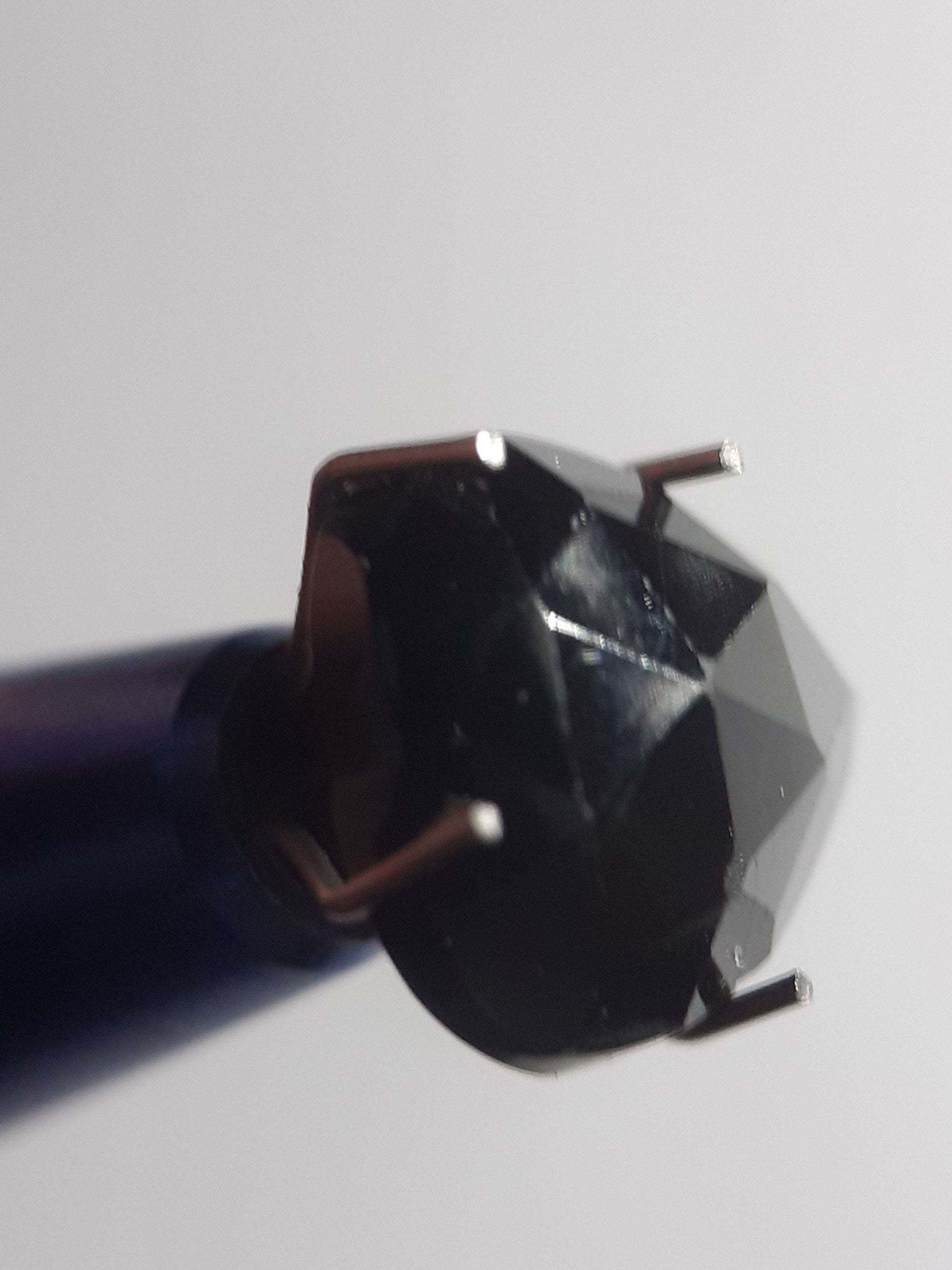 Natural Black Spinel, pear rose cut , 4.05 ct, Afrika , untreated All Spinel Gemstones Natural Gems Belgium