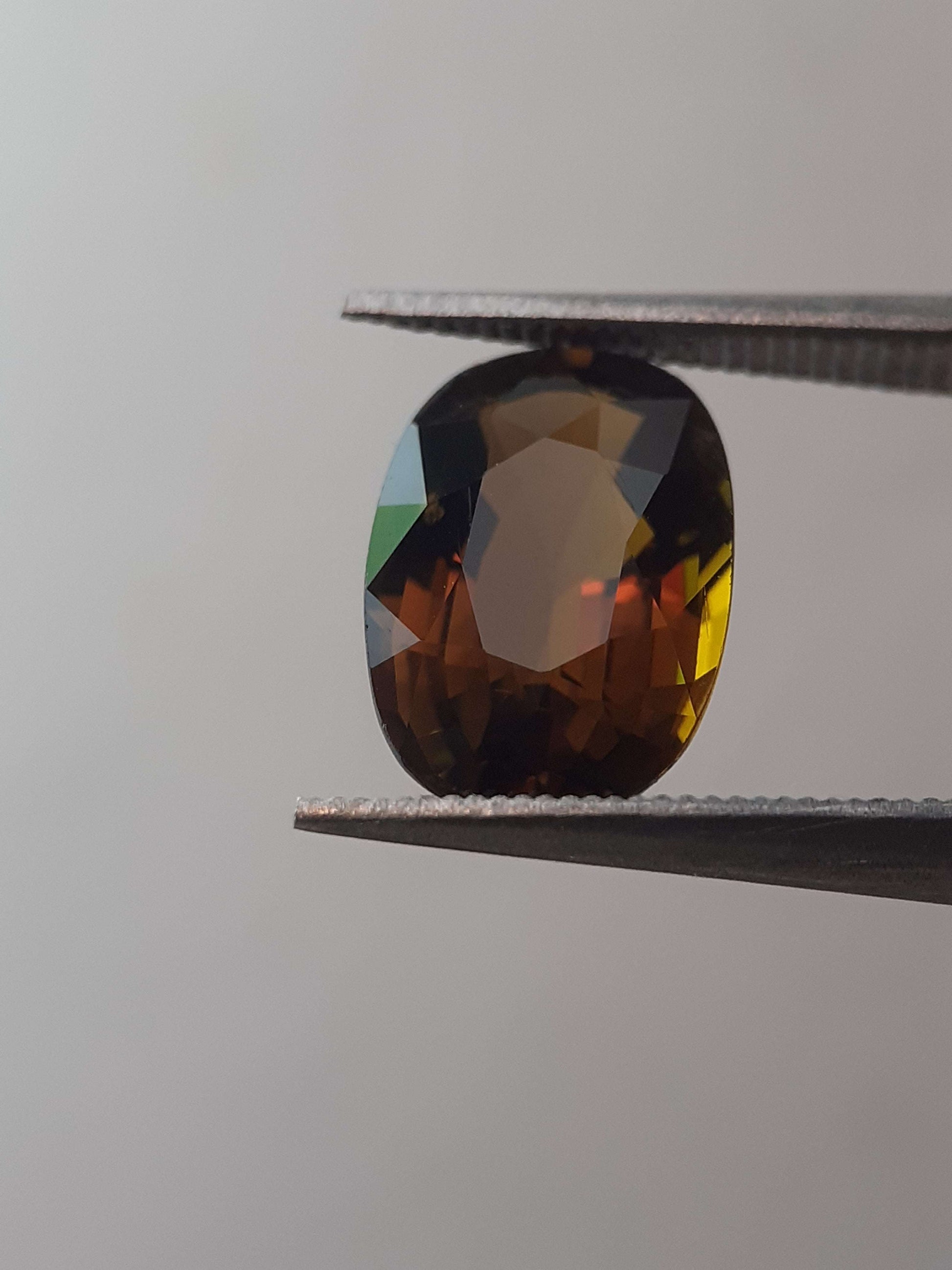 Natural Chrome Tourmaline - 1.69 ct - oval - unheated - certified by NGB All Tourmaline Gemstones - Faceted Tourmaline Natural Gems Belgium