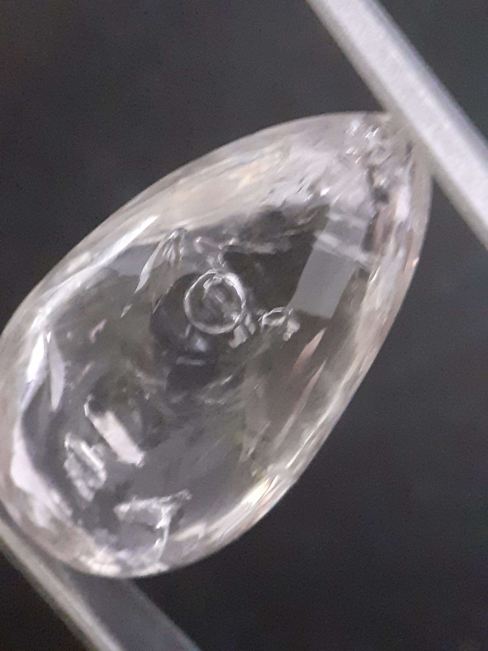 Natural Clear quartz - enhydro quartz crystal - 21.836 ct - rough pear-like polished crystal All Quartz Gemstones - Enhydro Quartz Natural Gems Belgium