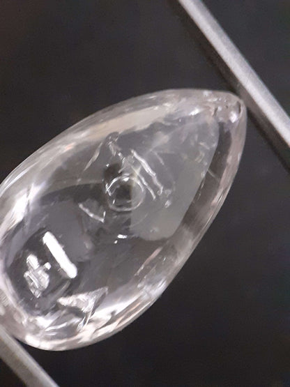 Natural Clear quartz - enhydro quartz crystal - 21.836 ct - rough pear-like polished crystal All Quartz Gemstones - Enhydro Quartz Natural Gems Belgium