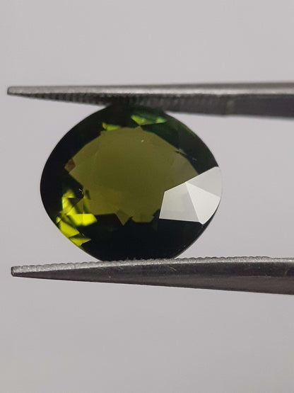 Natural Green Tourmaline - 3.429 ct - cushion - AAA grade - unheated verdelite All Tourmaline Gemstones - Faceted Tourmaline Natural Gems Belgium