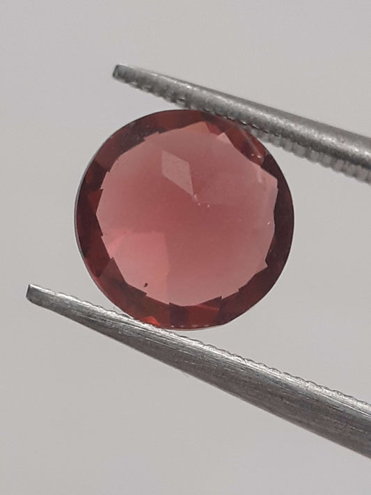 Natural Gems Belgium - All Garnet Gemstones - Natural Red Rhodolite Garnet - 1.318 ct - round - unheated *** € 6.09