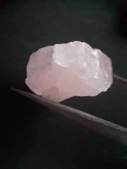 Natural Rose Quartz - 78.977 ct - Rough Gemstone All Quartz Gemstones - Rough Quartz Natural Gems Belgium