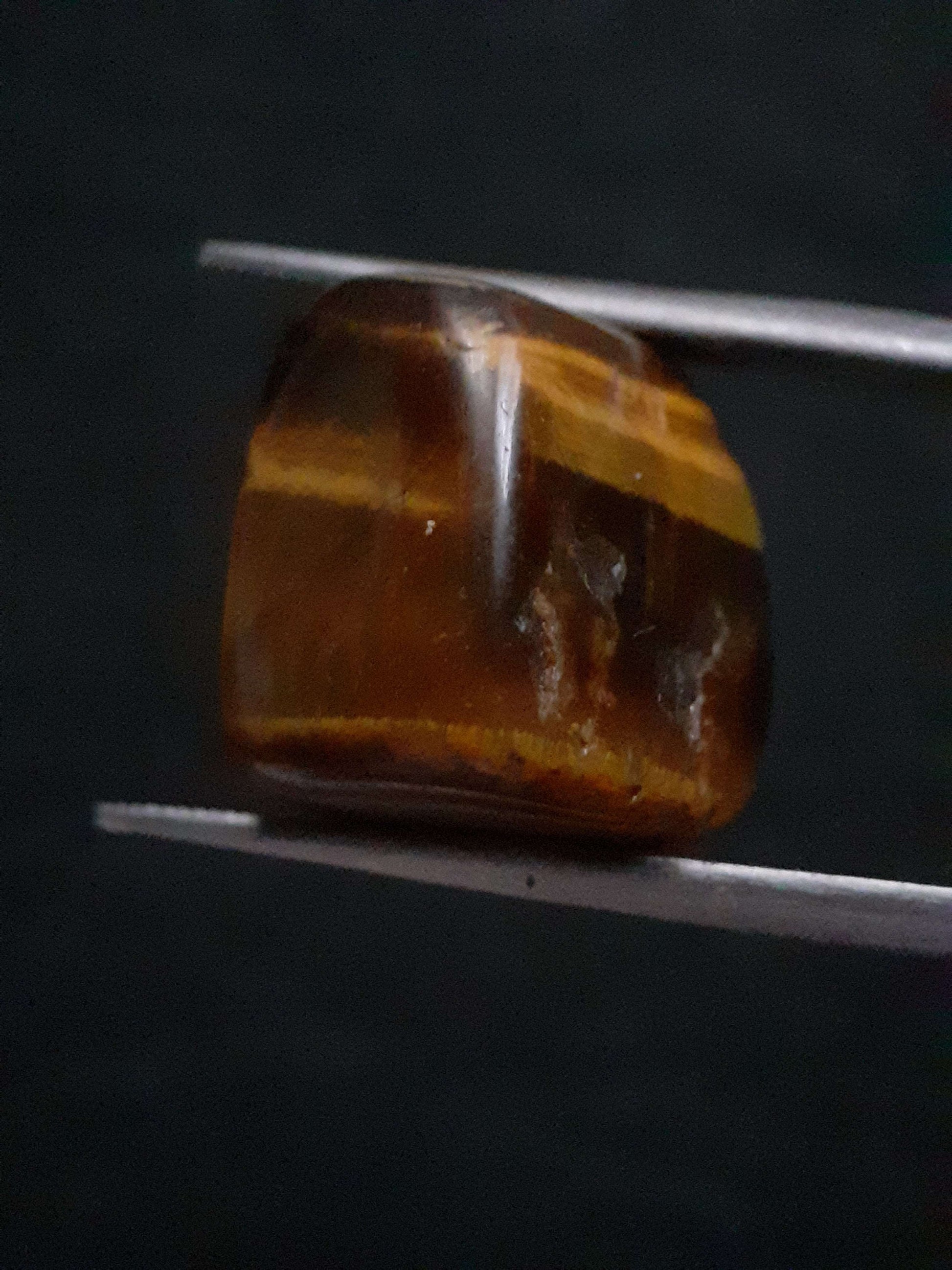 Natural Tiger's eye - 17.375 ct - tumbled Tiger's eye stone All Tiger's eye Gestones - Tiger's eye Tumbled stones Natural Gems Belgium