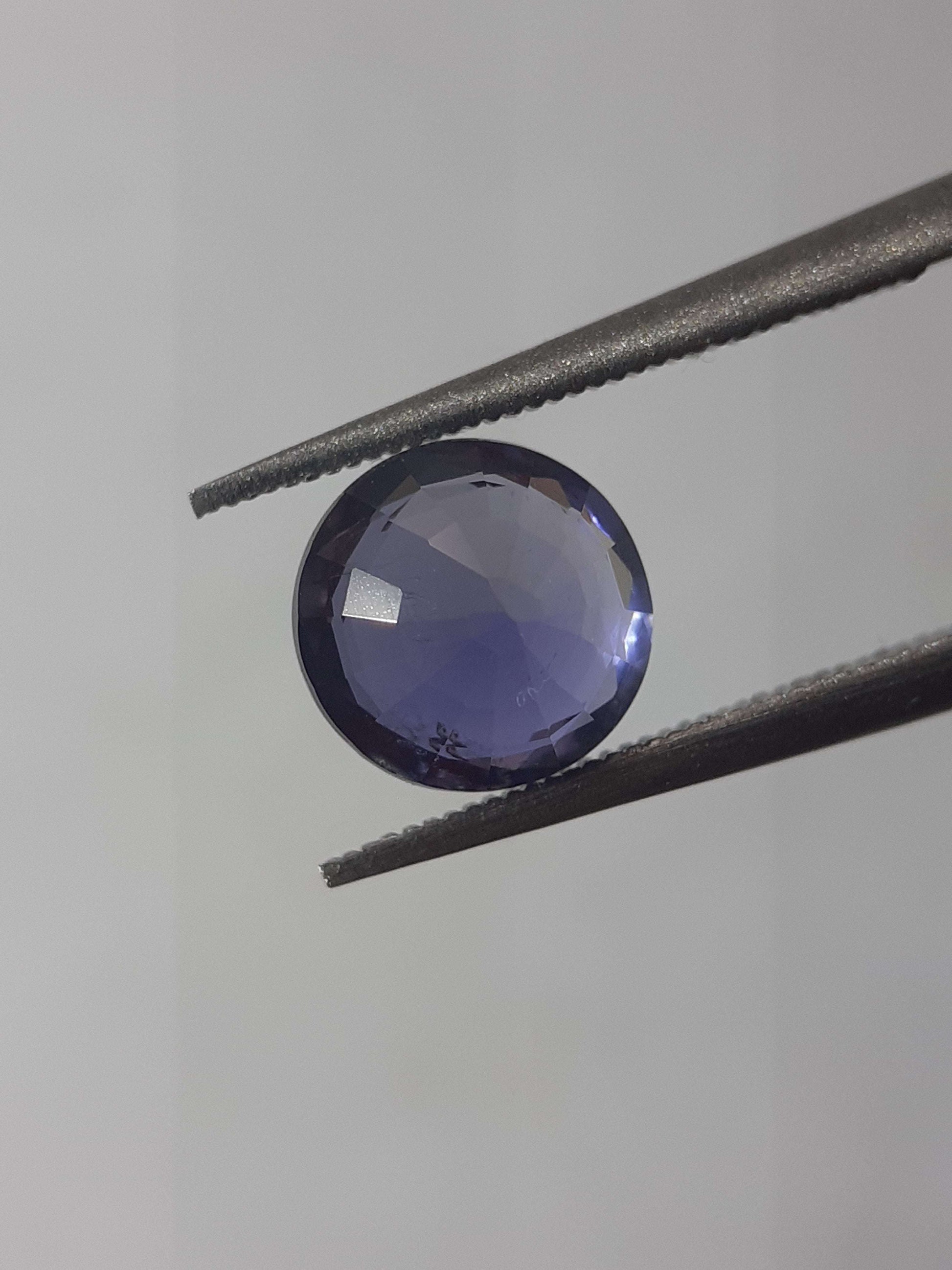 Natural Violet Bluet Iolite - 1.14 ct - round - unheated - certified by NGB All Iolite Gemstones - Faceted Iolite Natural Gems Belgium