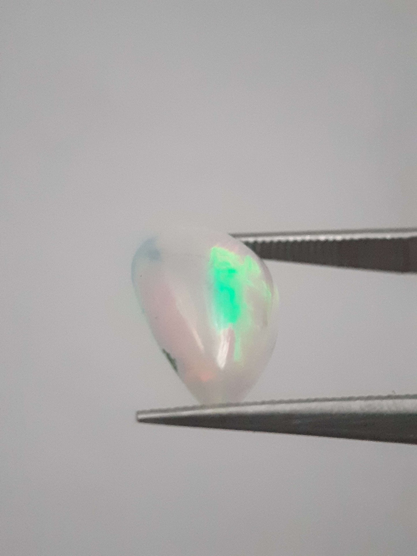 Natural Welo Opal - play of color - 1.49 ct - pear - unheated - certified by NGB All Opal Gemstones Natural Gems Belgium