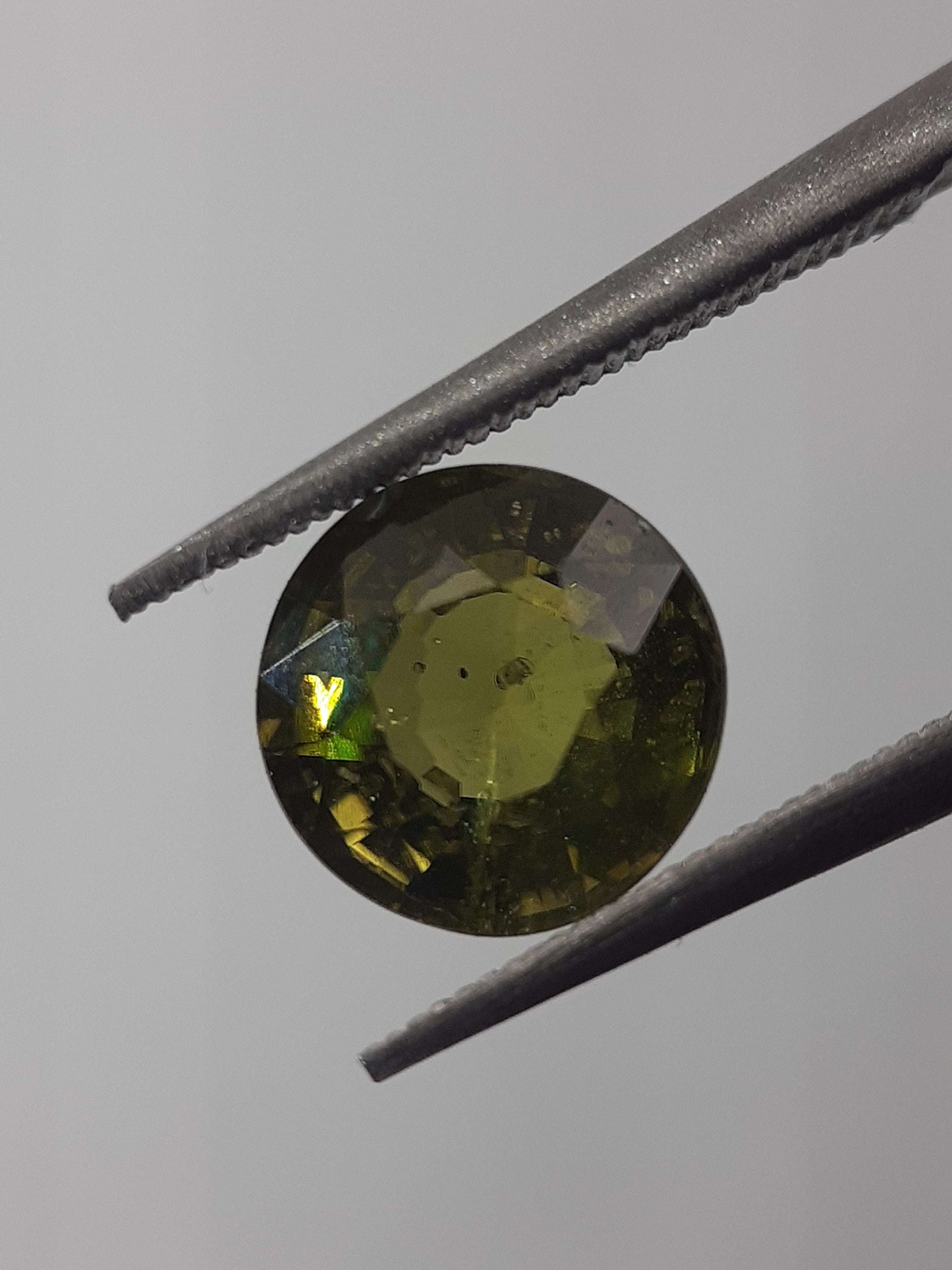 Natural Yellowish green Tourmaline - 1.82 ct - round - unheated - certified by NGB All Tourmaline Gemstones - Faceted Tourmaline Natural Gems Belgium