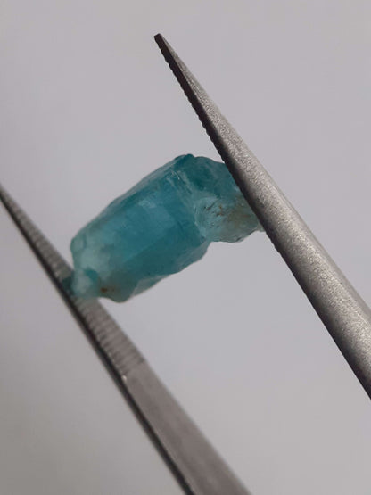 Natural bluish green Apatite - 3.144 ct - Rough Gemstone - for faceting All Apatite Gemstones - Rough Apatite Natural Gems Belgium