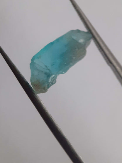 Natural bluish green Apatite - 3.144 ct - Rough Gemstone - for faceting All Apatite Gemstones - Rough Apatite Natural Gems Belgium