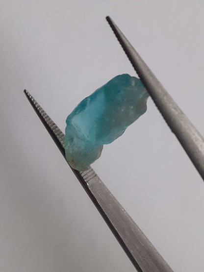 Natural bluish green Apatite - 3.144 ct - Rough Gemstone - for faceting All Apatite Gemstones - Rough Apatite Natural Gems Belgium