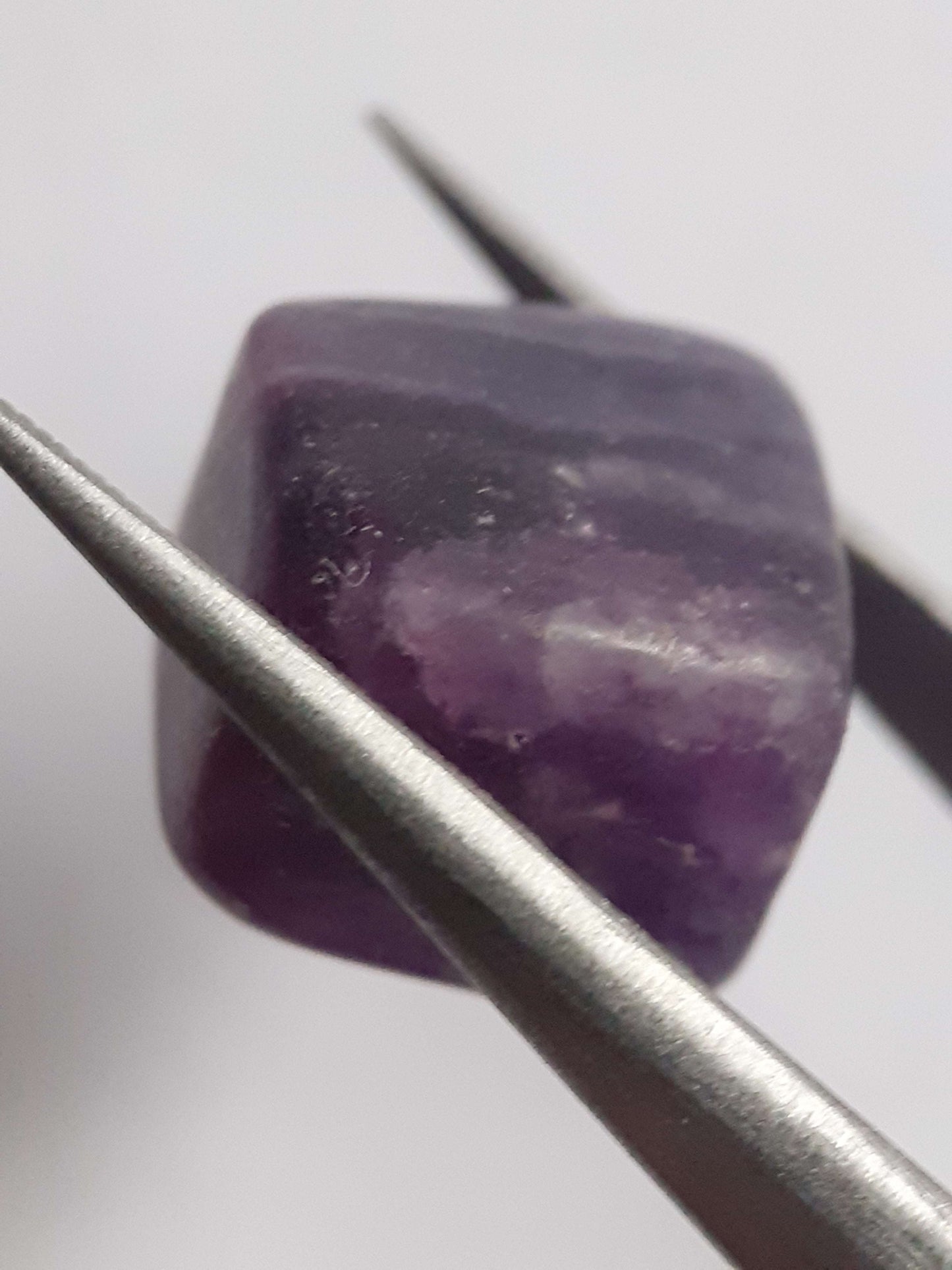 Natural deep purple Amethyst - 16.375 ct - Tumbled Amethyst - unheated All Amethyst Gemstones - Tumbled Amethyst Natural Gems Belgium