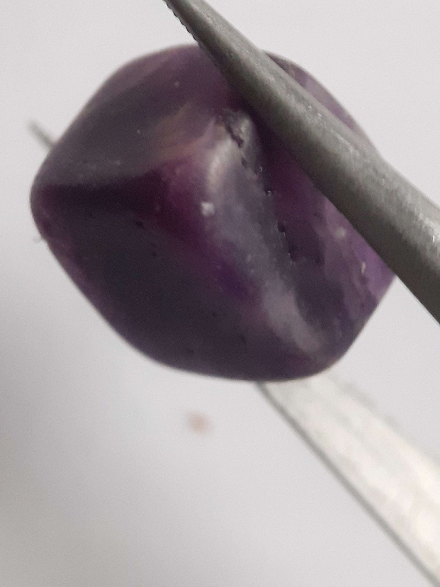 Natural deep purple Amethyst - 16.375 ct - Tumbled Amethyst - unheated All Amethyst Gemstones - Tumbled Amethyst Natural Gems Belgium