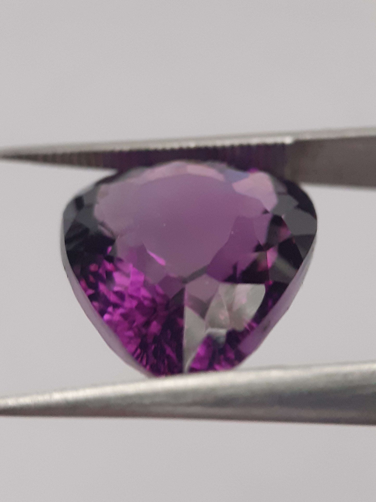 Natural deep purple Amethyst - 7.669 ct - Pear - very good color All Amethyst Gemstones Natural Gems Belgium