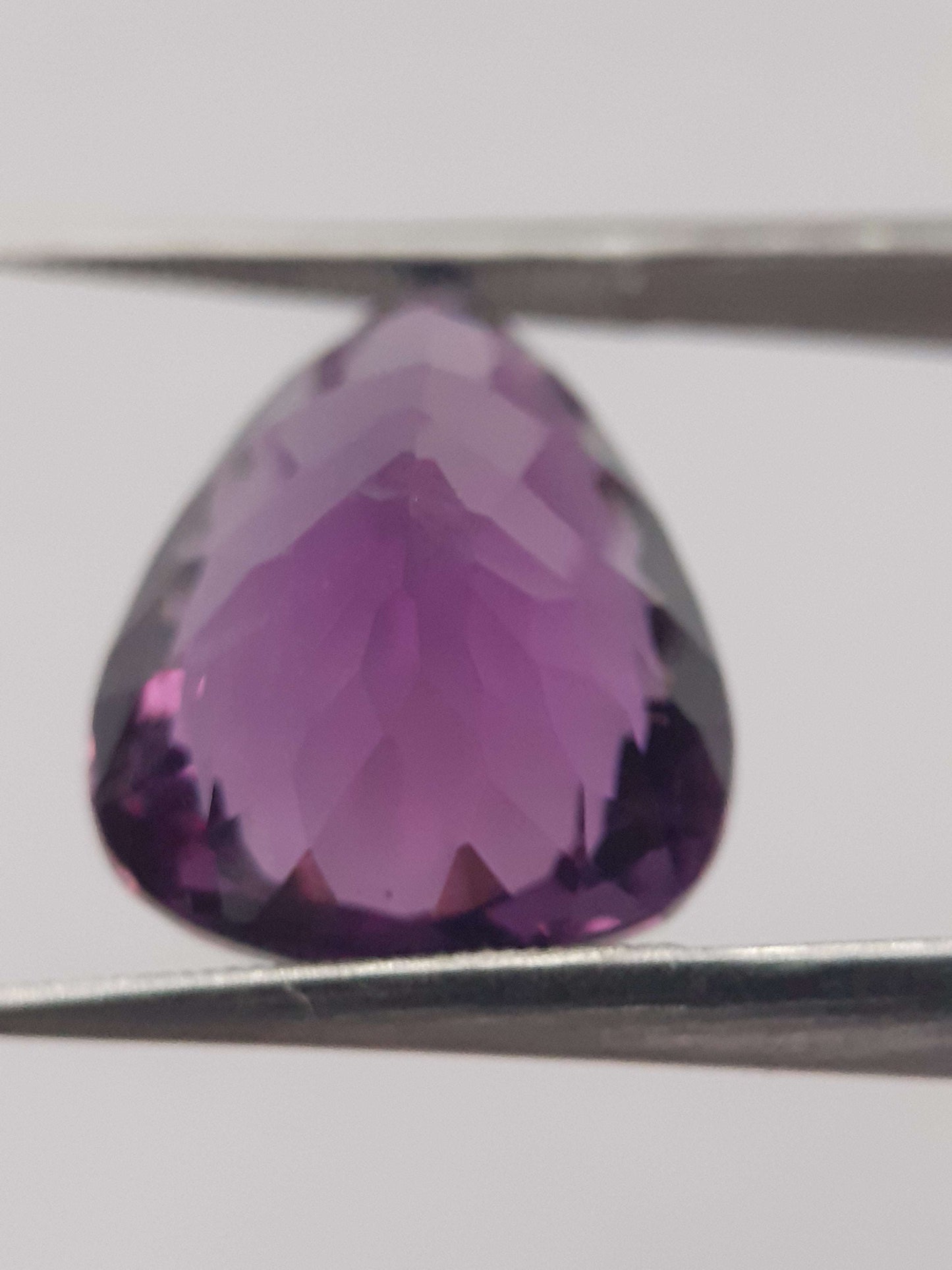 Natural deep purple Amethyst - 7.669 ct - Pear - very good color All Amethyst Gemstones Natural Gems Belgium