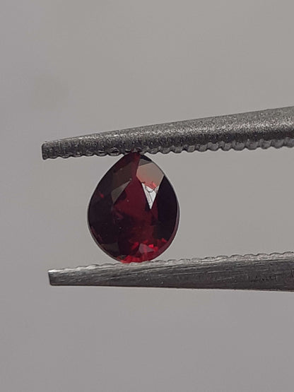 Natural deep red Ruby - 0.18 ct - Pear - unheated - certified by NGB All Ruby Gemstones - Faceted Ruby Natural Gems Belgium