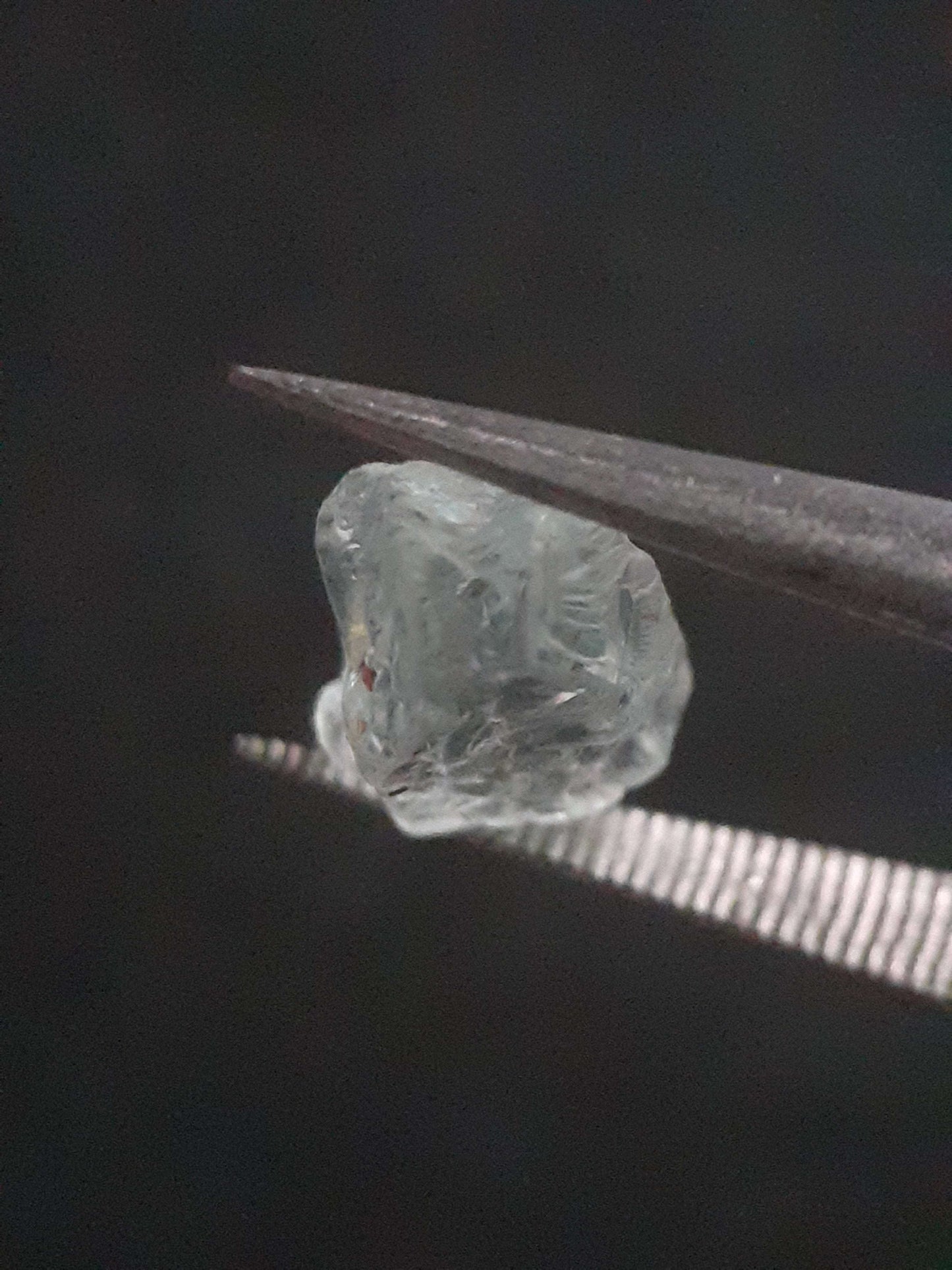 Natural greenish blue Aquamarine - 2.066 ct - Rough Gemstone - for faceting All Aquamarine Gemstones - Rough Aquamarine Natural Gems Belgium