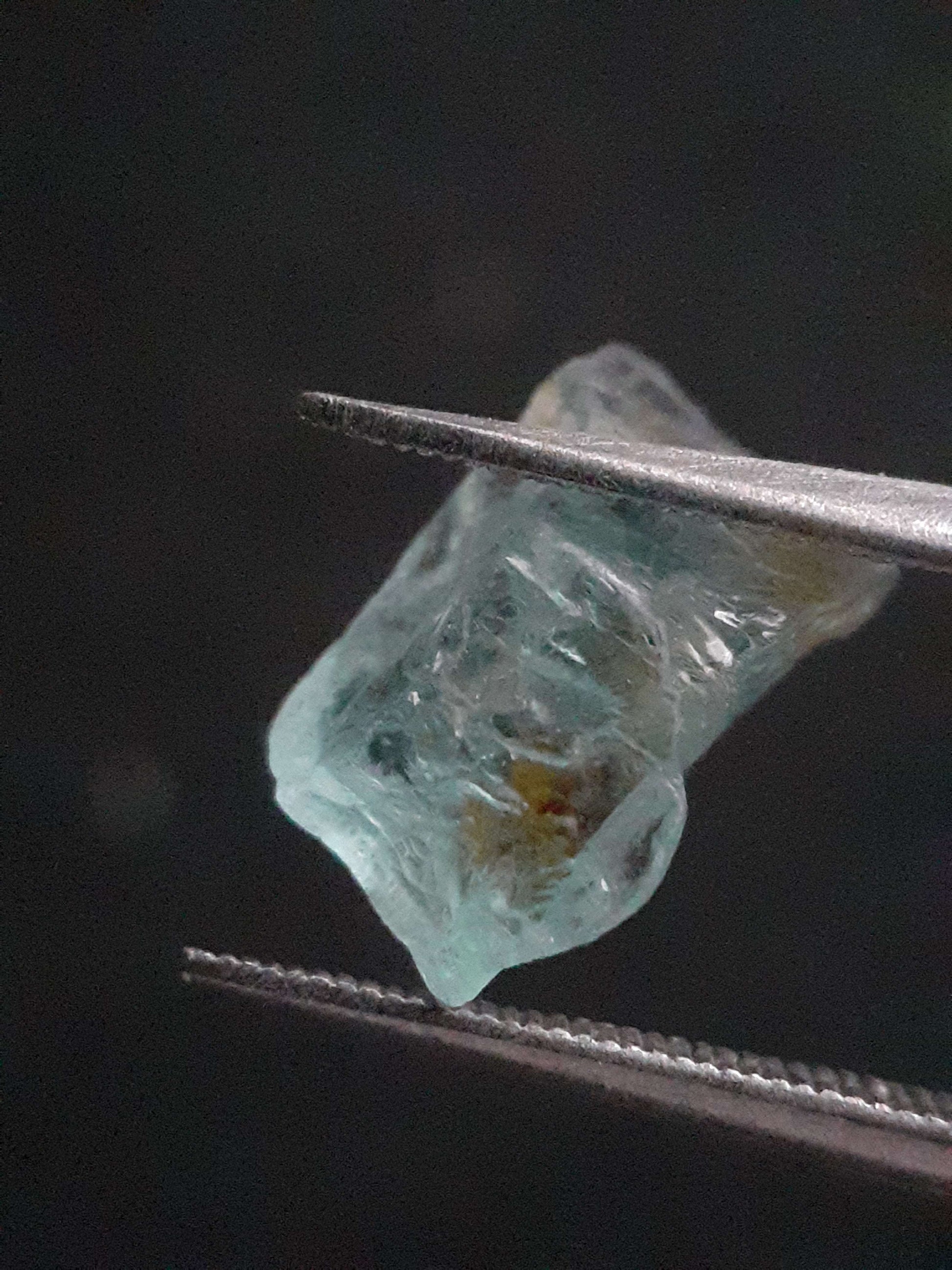 Natural greenish blue Aquamarine - 3.088 ct - Rough Gemstone - for faceting All Aquamarine Gemstones - Rough Aquamarine Natural Gems Belgium