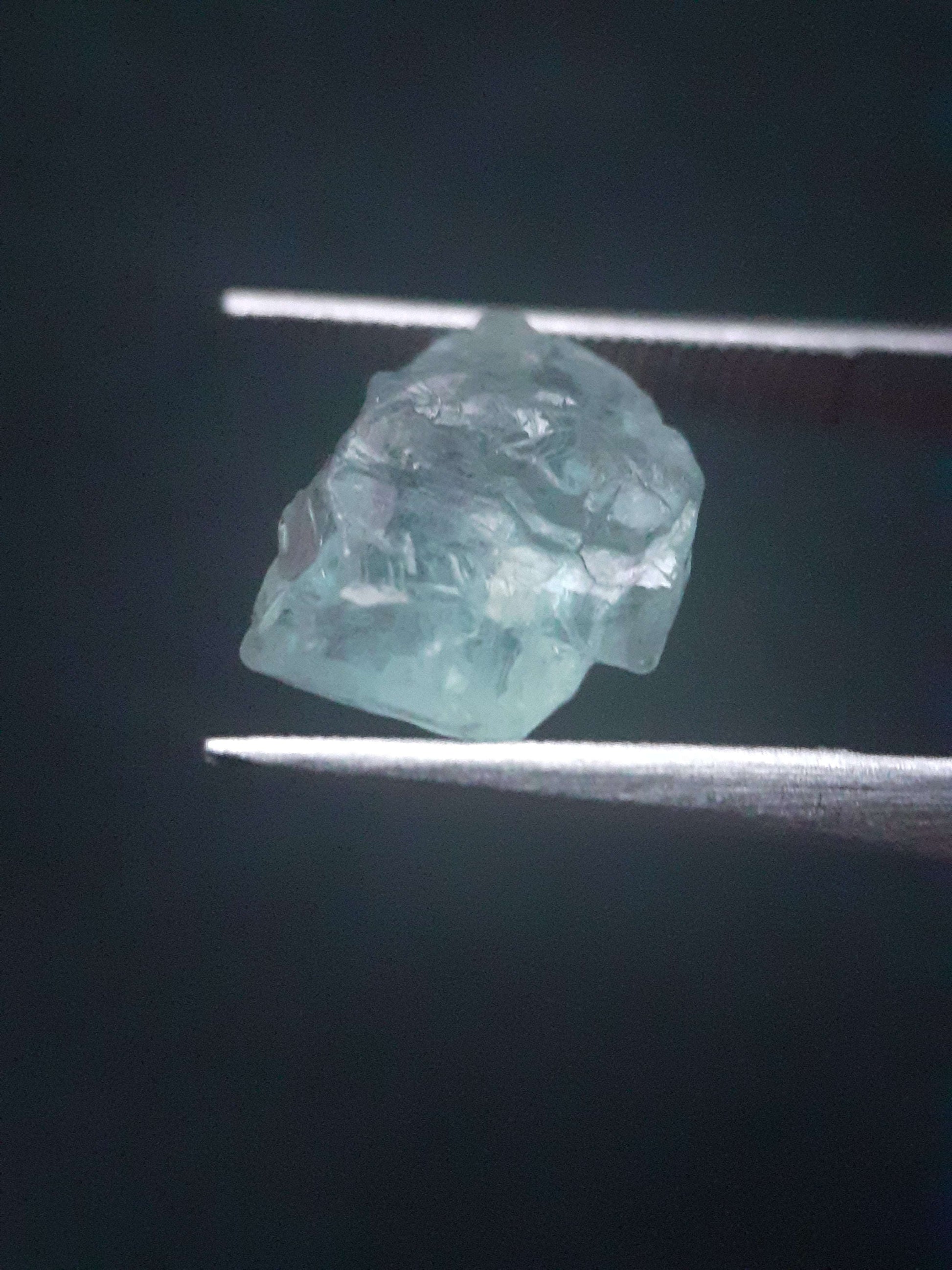 Natural greenish blue Aquamarine - 3.777 ct - Rough Gemstone - for faceting All Aquamarine Gemstones - Rough Aquamarine Natural Gems Belgium