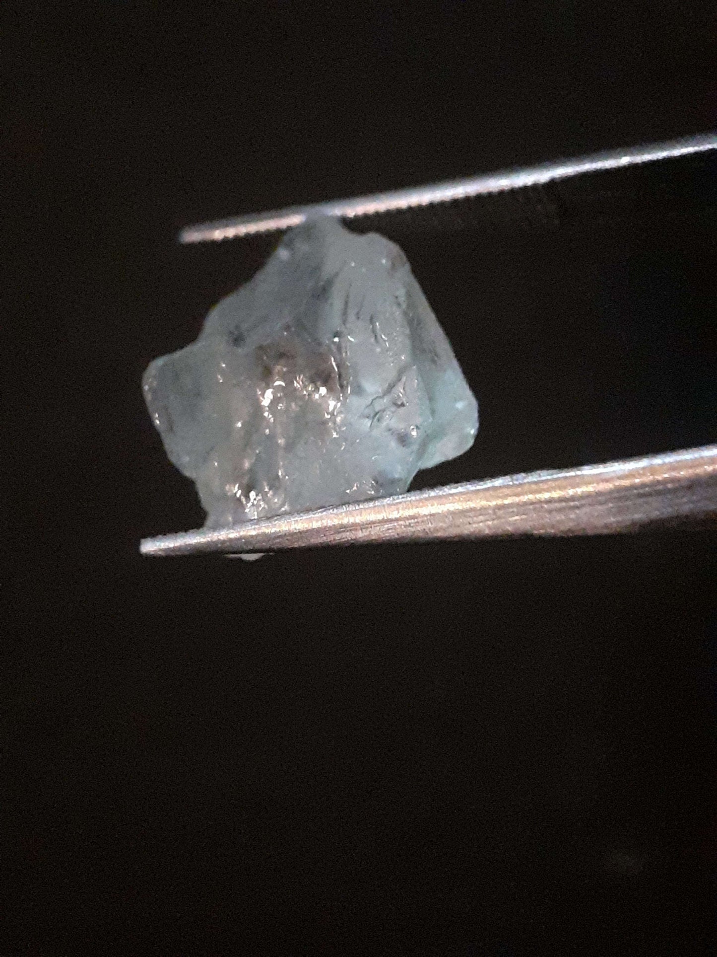 Natural greenish blue Aquamarine - 4.044 ct - Rough Gemstone - for faceting All Aquamarine Gemstones - Rough Aquamarine Natural Gems Belgium