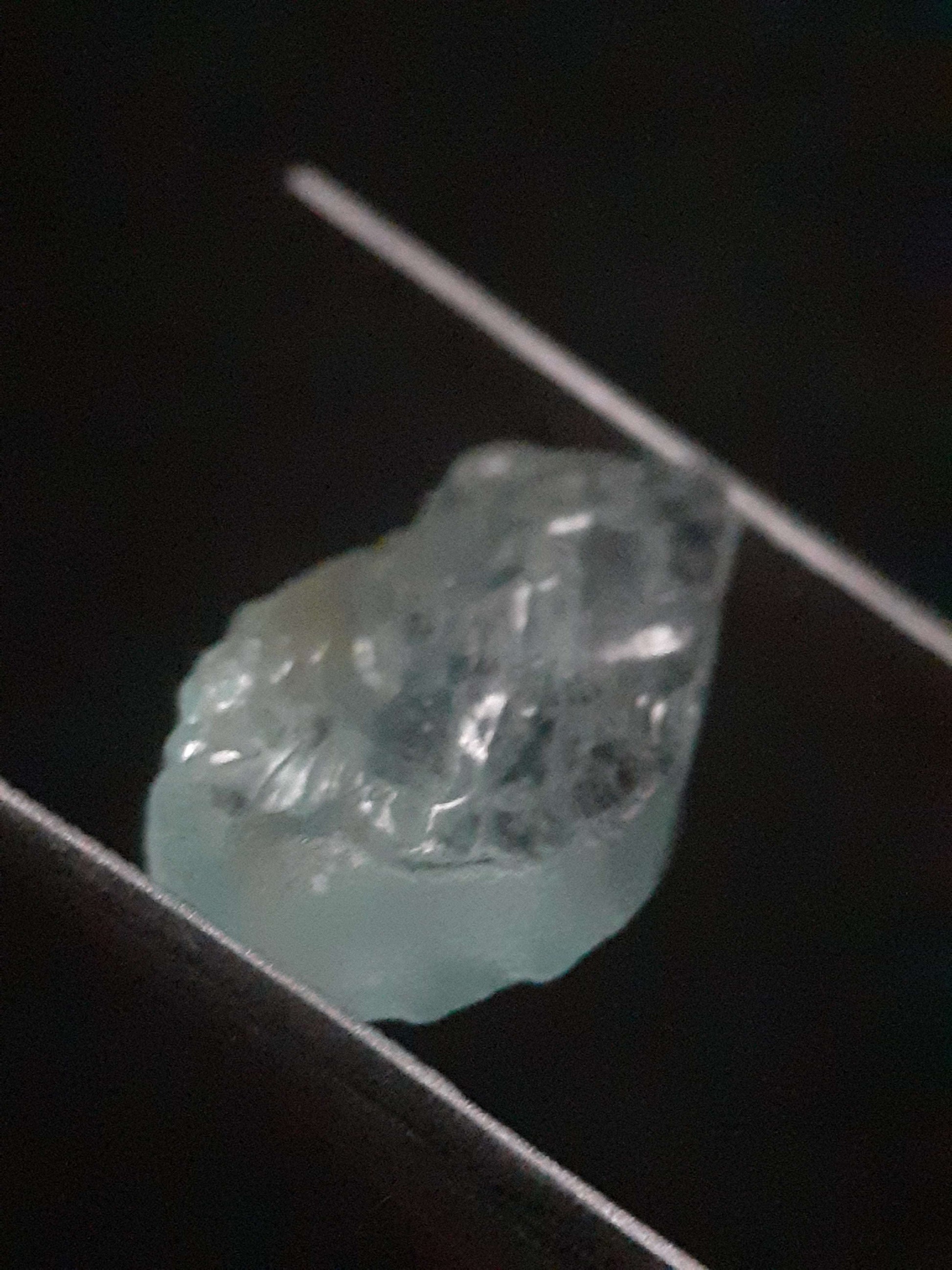 Natural greenish blue Aquamarine - 4.619 ct - Rough Gemstone - for faceting All Aquamarine Gemstones - Rough Aquamarine Natural Gems Belgium