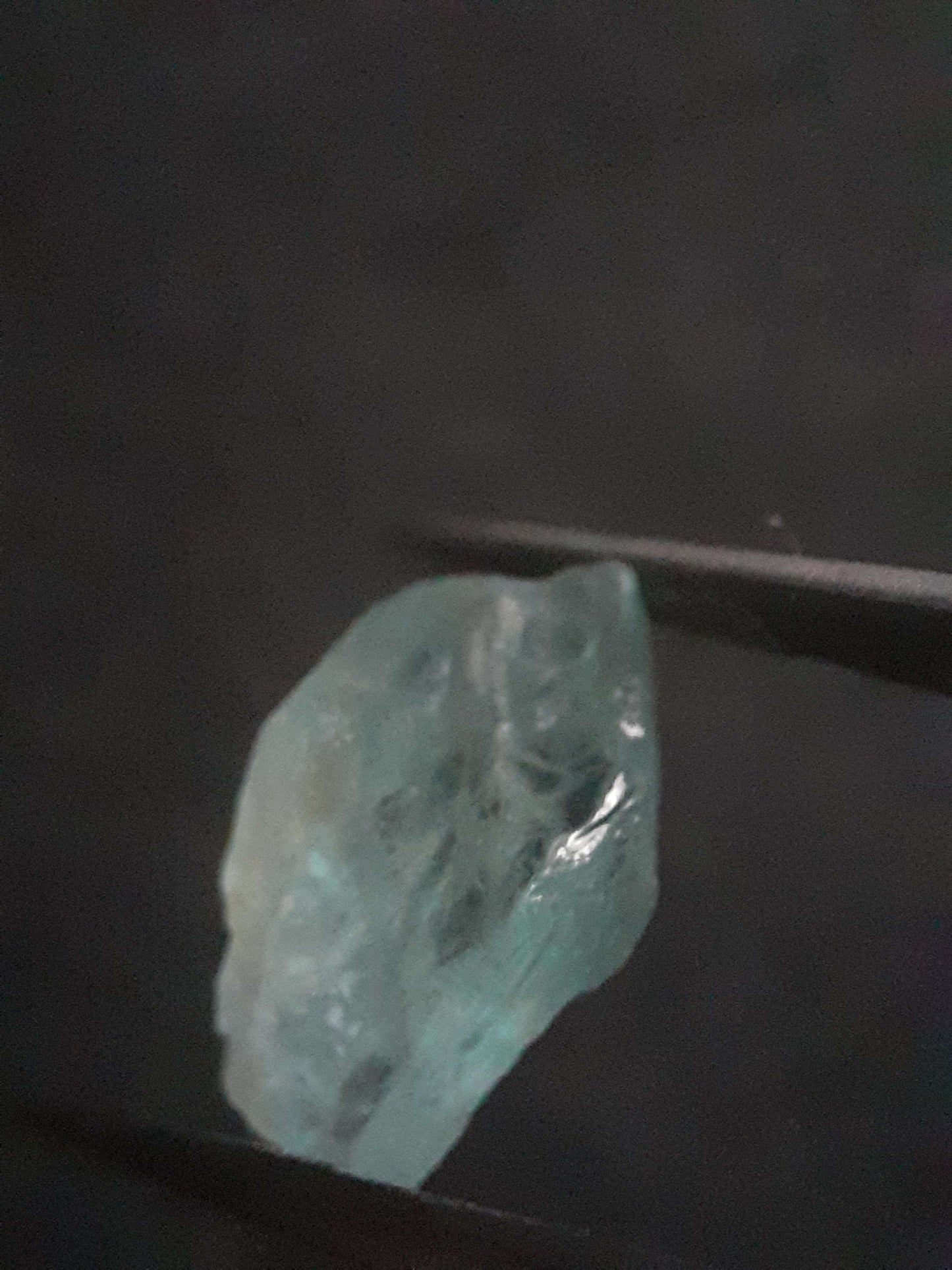 Natural greenish blue Aquamarine - 4.619 ct - Rough Gemstone - for faceting All Aquamarine Gemstones - Rough Aquamarine Natural Gems Belgium