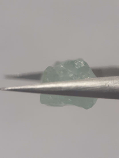 Natural greenish blue Aquamarine - 4.780 ct - Rough Gemstone - for faceting All Aquamarine Gemstones - Rough Aquamarine Natural Gems Belgium