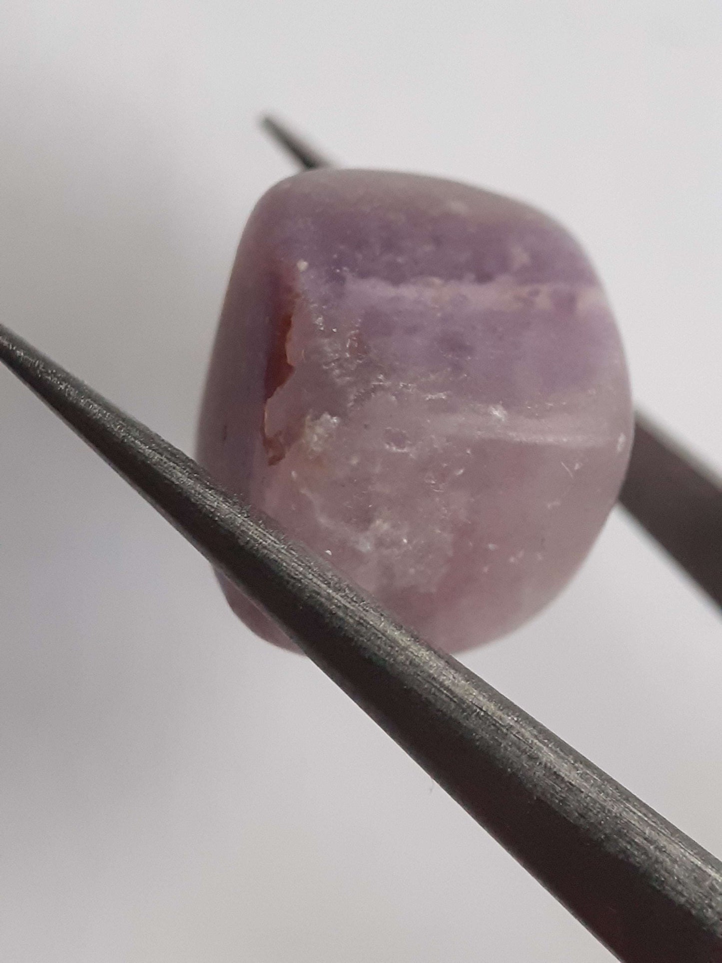 Natural lavender purple Amethyst - 15.634 ct - Tumbled Amethyst All Amethyst Gemstones - Tumbled Amethyst Natural Gems Belgium