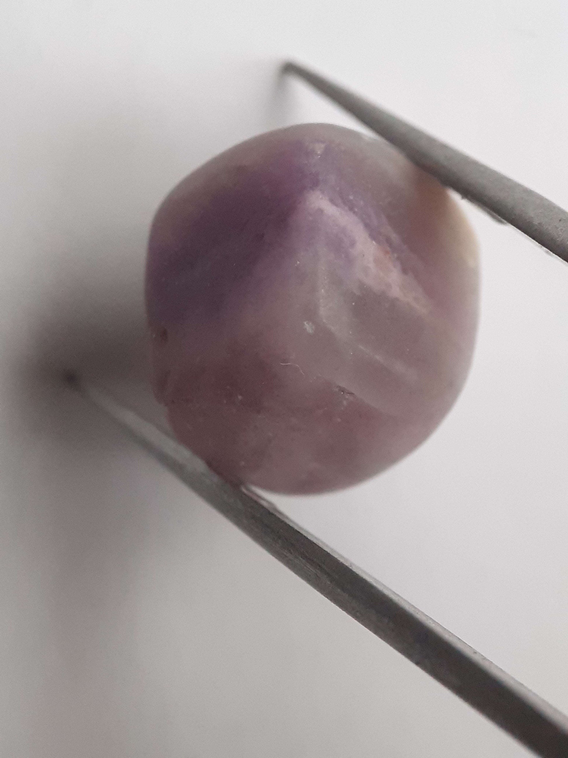 Natural lavender purple Amethyst - 15.634 ct - Tumbled Amethyst All Amethyst Gemstones - Tumbled Amethyst Natural Gems Belgium