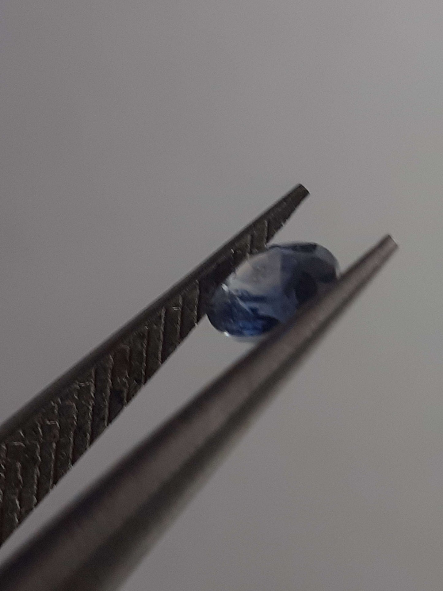 Natural light blue to deep Blue Sapphire - 0.31ct - oval - Heated - Madagascar - Certified by NGB All Sapphire Gemstones - Faceted Sapphire Natural Gems Belgium