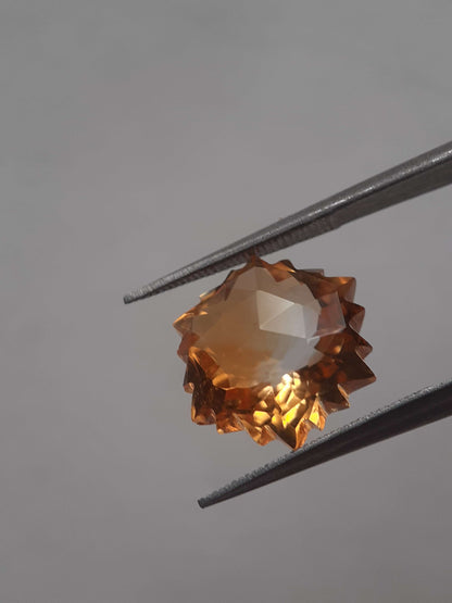 Natural light yellow Citrine - 4.989 ct - hexagon - unheated All Citrine Gemstones - Faceted Citrine Natural Gems Belgium